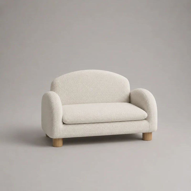 Abgerundetes 2-Sitzer-Sofa mit Armlehnen aus Polyester-Bouclé, Cremeweiß/Naturfarben, 130 × 73 × 82 cm